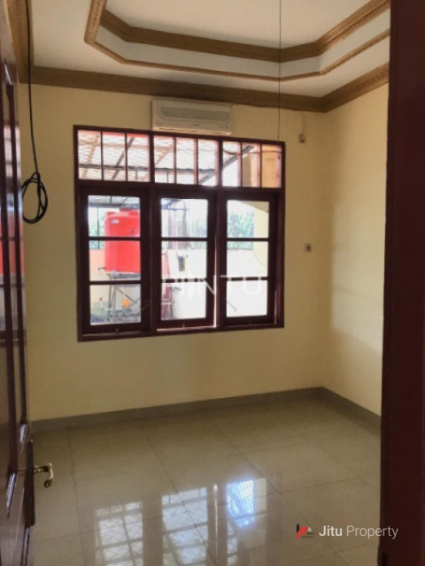 Dijual Rumah Srategis Perumahan Alam Raya  benda, Tangerang