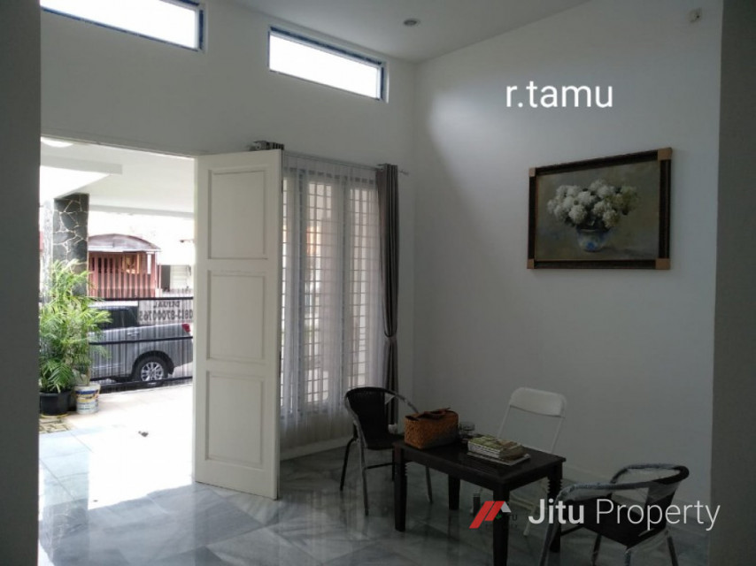 Dijual Rumah StrategisBangunan Baru. Di Cinere Estate, Depok