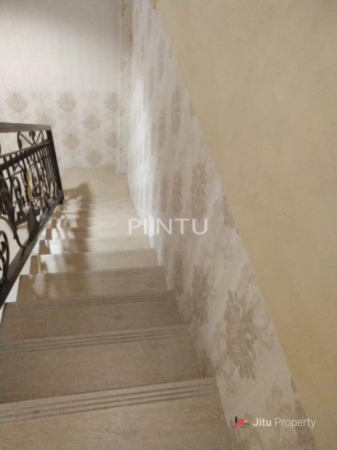 Dijual Rumah Strategis Di Pegangsaan Menteng, Jakarta Pusat