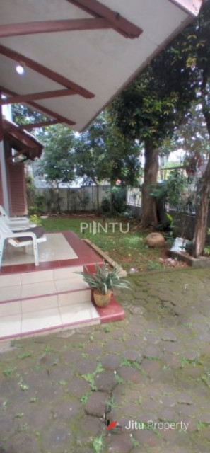 Dijual Rumah Strategis Di Ciputat, Tangerang Selatan