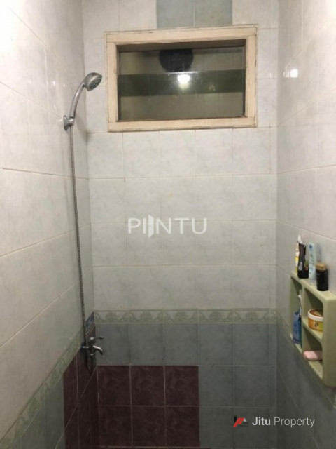 Dijual Cepat Rumah, Harga Masih Bisa Nego Tipis. Di Duren Sawit