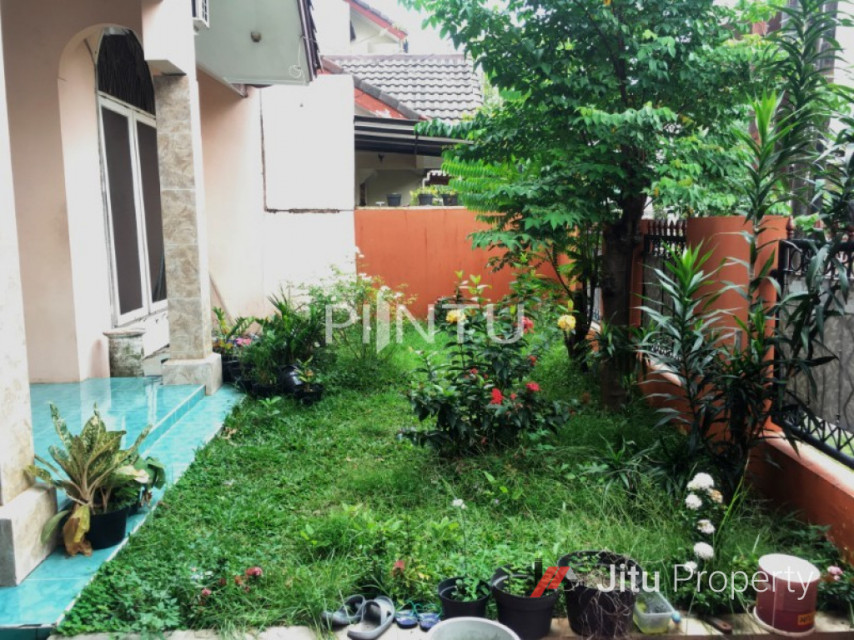 Dijual Cepat Rumah, Harga Masih Bisa Nego Tipis. Di Duren Sawit