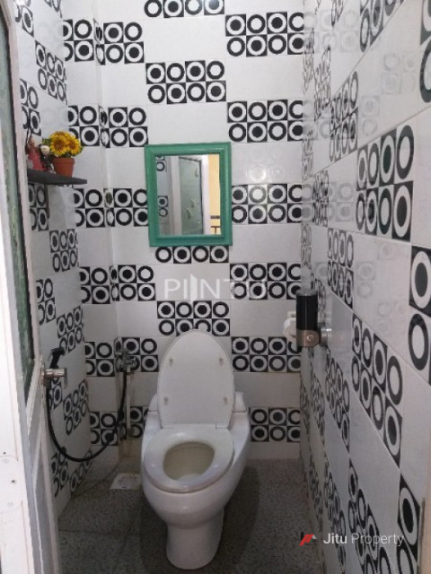 Dijual Rumah Strategis Minimalis 3 Lantai Di Komp Griya Kencana