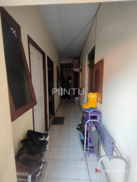 Dijual Cepat Rumah Atau Kost-kost An! Harga Nego!!