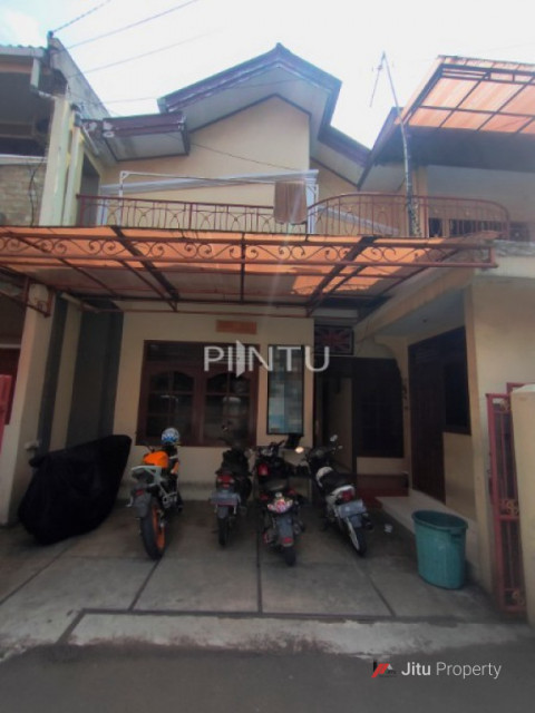 Dijual Cepat Rumah Atau Kost-kost An! Harga Nego!!