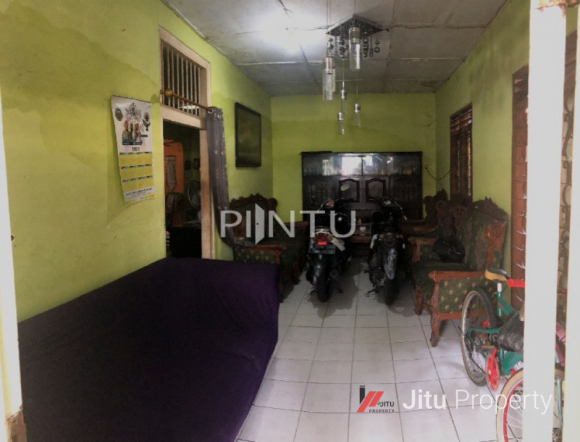 Dijual Rumah 3 Kamar + 6 Kontrakan Terjangkau Di Kemayoran