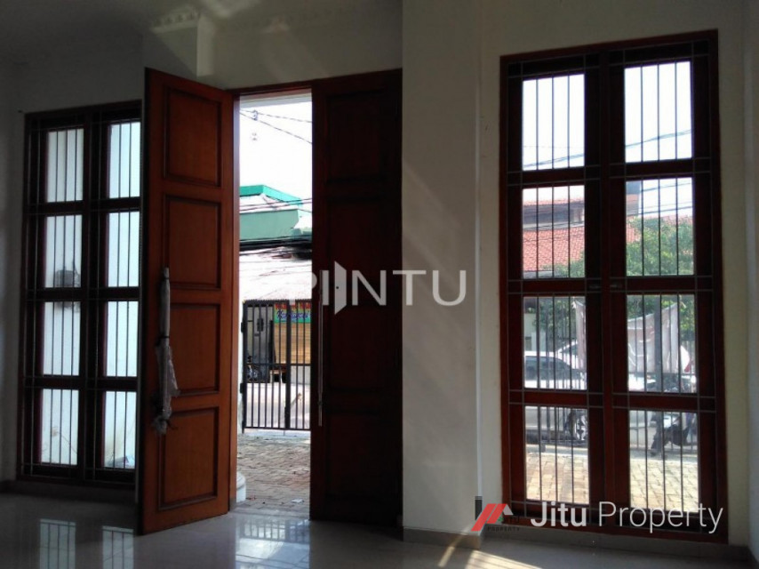 Ruko Dijual Kondisi Masih Mulus Dan Bagus Lokasi Yang Strategis