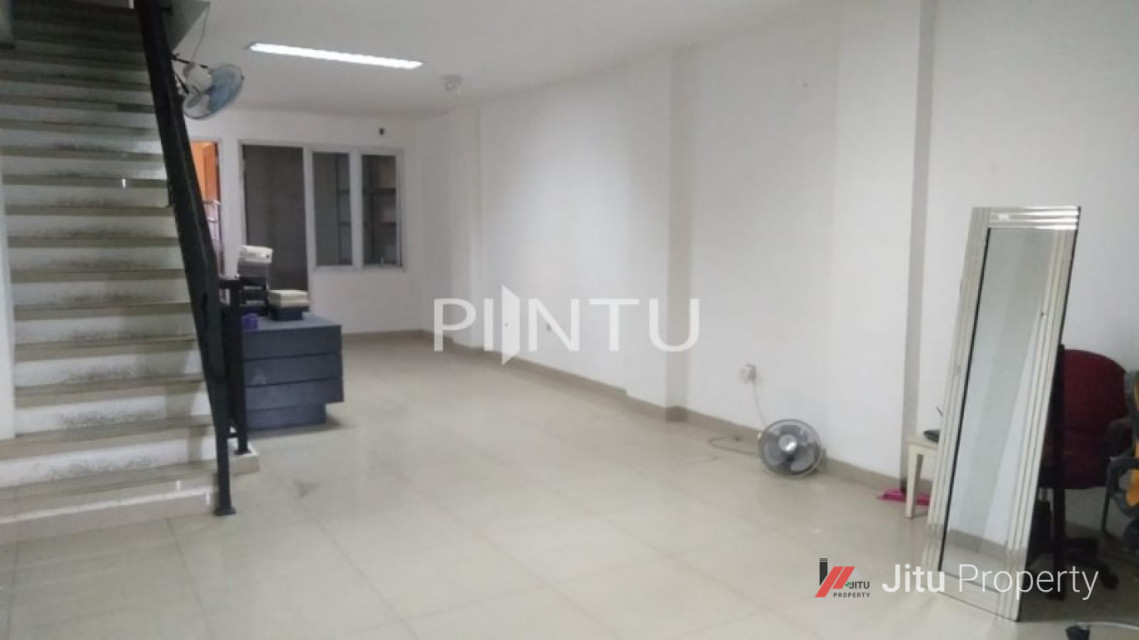 Ruko Dijual Dengan Lokasi Yang Strategis Di Rempoa, Tangerang Selatan