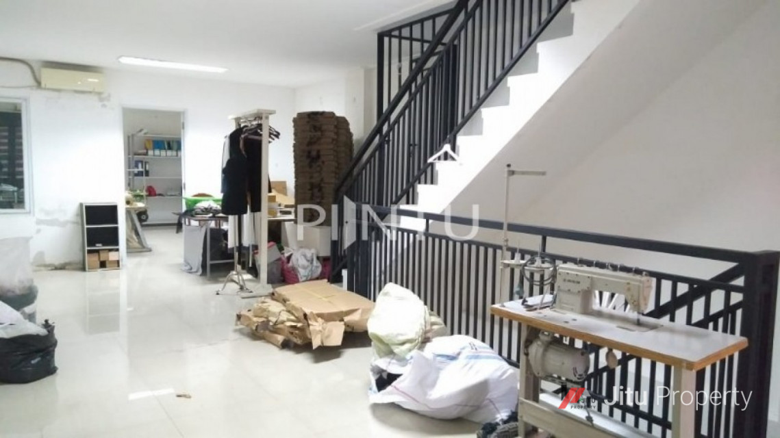 Ruko Dijual Dengan Lokasi Yang Strategis Di Rempoa, Tangerang Selatan