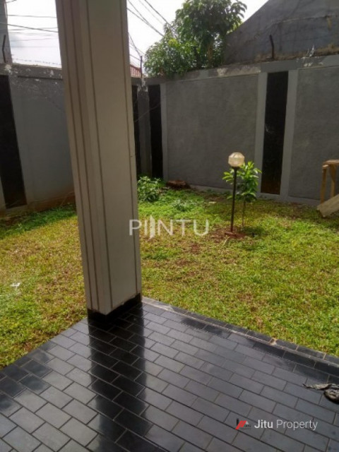 Rumah Dijual Ukuran Luas Dan Berlokasi Strategis Di Cipete