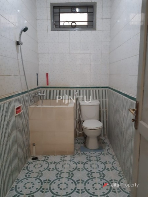 Rumah Dijual Mewah Desain Classic Berlokasi Strategis Di Pesanggrahan