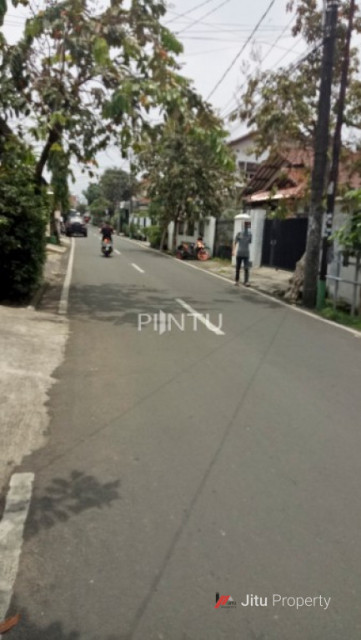 Rumah Dijual Mewah Desain Classic Berlokasi Strategis Di Pesanggrahan