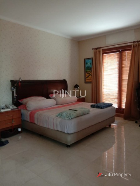 Rumah Dijual Mewah Dan Strategis Di Pangkalan Jati, Cinere Depok