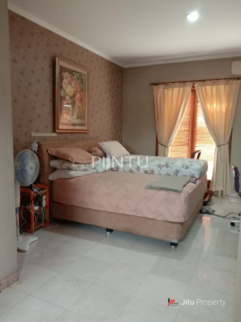 Rumah Dijual Mewah Dan Strategis Di Pangkalan Jati, Cinere Depok