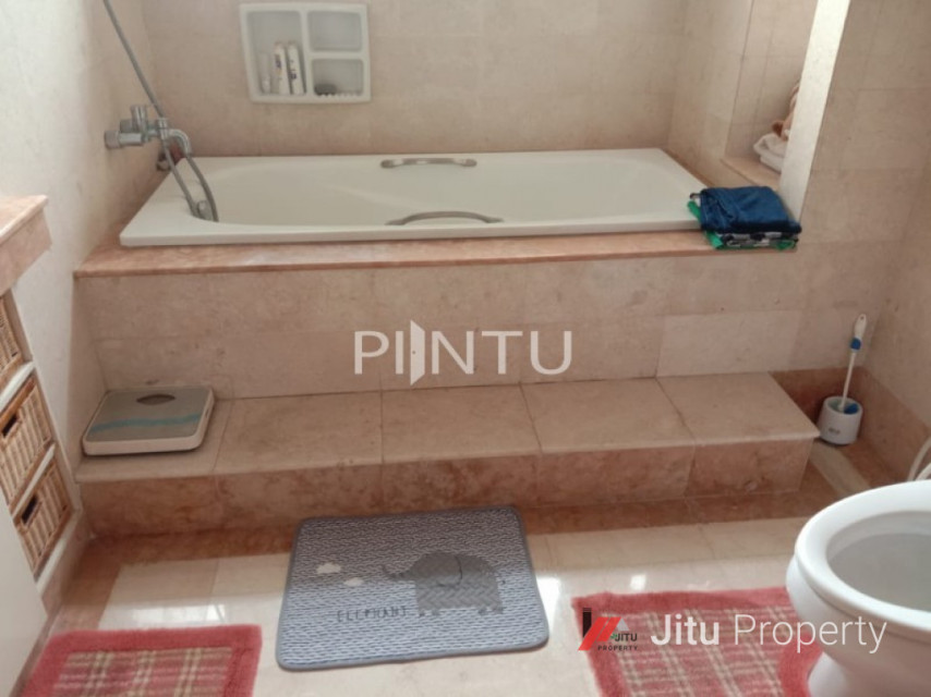 Rumah Dijual Mewah Dan Strategis Di Pangkalan Jati, Cinere Depok