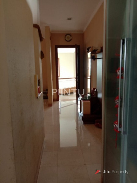 Rumah Dijual Mewah Dan Strategis Di Pangkalan Jati, Cinere Depok