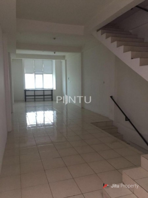 Ruko Dijual Strategis Pinggir Jalan Di Kebon Jeruk Jakarta Barat HGB