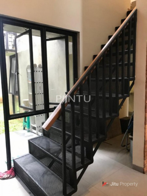 Rumah Dijual Bangunan Baru Terjangkau Di Pesanggrahan Jaksel