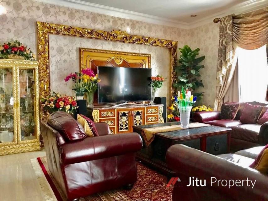Dijual rumah Mewah di Villa Kelapa Gading Jakarta Utara. Turun Harga