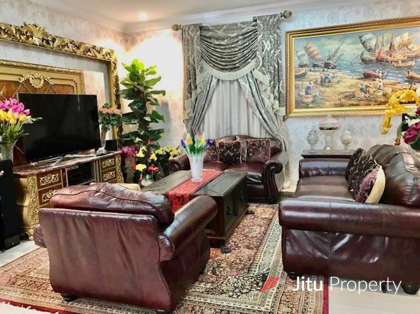 Dijual rumah Mewah di Villa Kelapa Gading Jakarta Utara. Turun Harga
