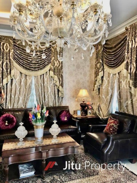 Dijual rumah Mewah di Villa Kelapa Gading Jakarta Utara. Turun Harga