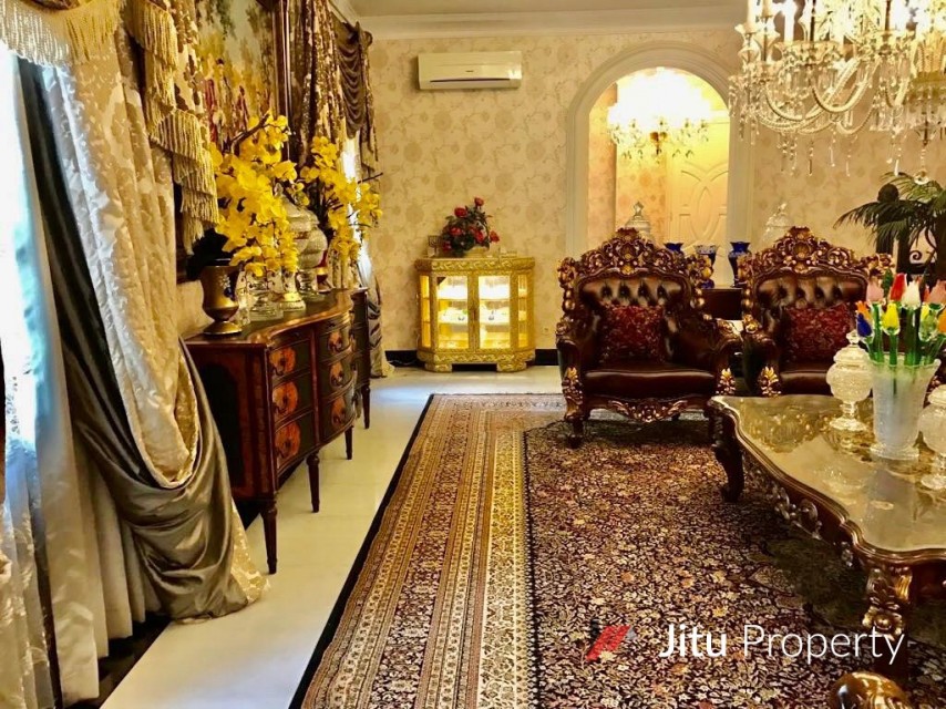 Dijual rumah Mewah di Villa Kelapa Gading Jakarta Utara. Turun Harga