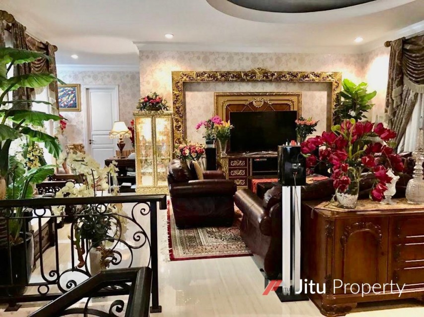 Dijual rumah Mewah di Villa Kelapa Gading Jakarta Utara. Turun Harga