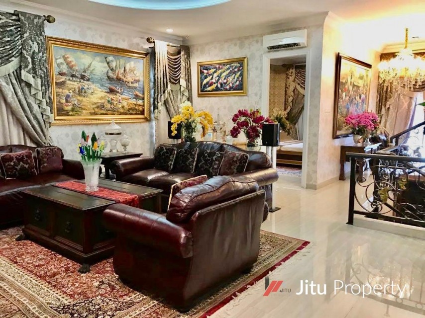 Dijual rumah Mewah di Villa Kelapa Gading Jakarta Utara. Turun Harga