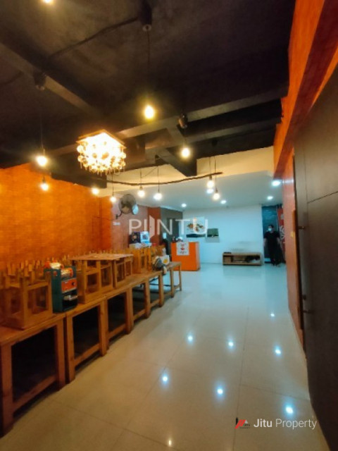 Ruko Dijual Dengan Kondisi Nyaman Di Taman Sari, Jakarta Barat HGB