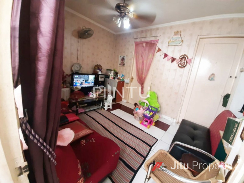 Rumah Dijual Berlokasi Di Pinggir Jalan Utama Di Kalideres