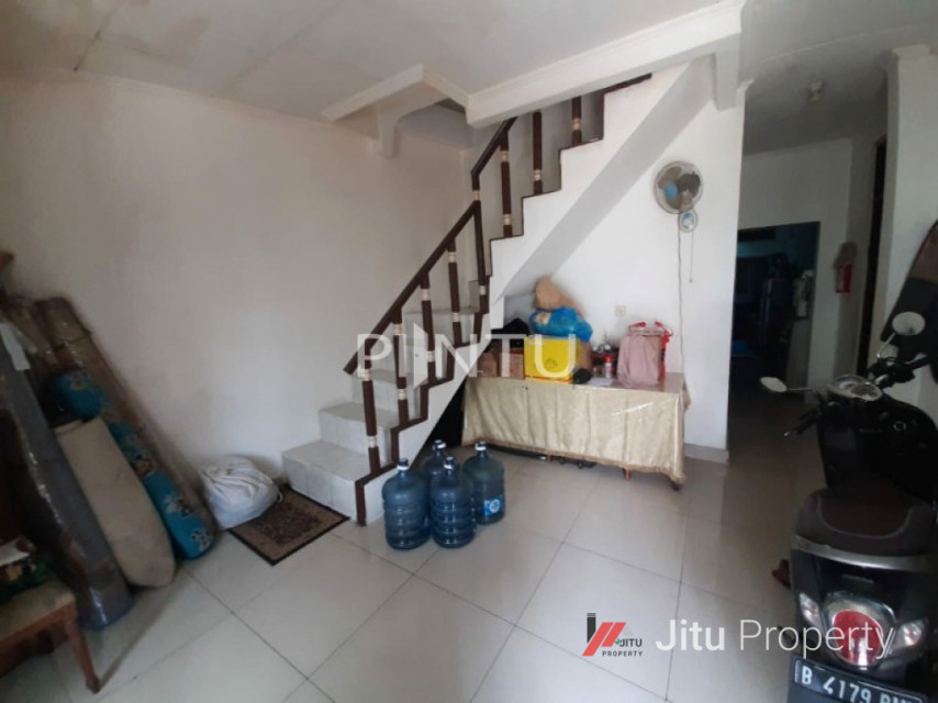 Rumah Dijual Berlokasi Di Pinggir Jalan Utama Di Kalideres