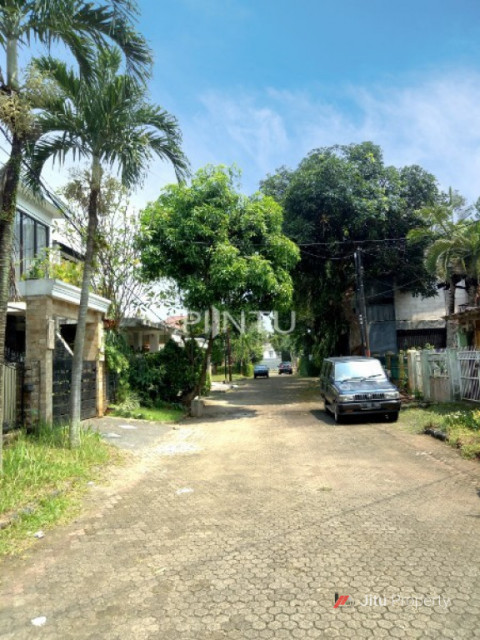 Rumah Dijual Kondisi Asri Dan Sejuk Di Graha Cinere, Limo Depok
