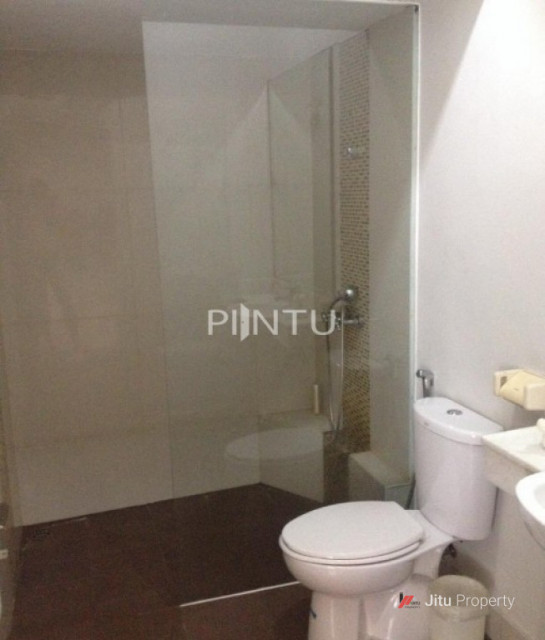 Rumah Dijual Berdesain Mewah Dan Modern Di Cinere, Depok