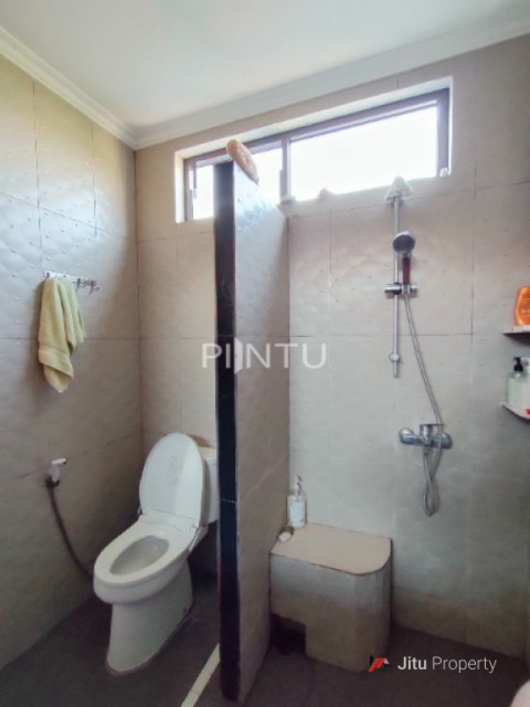 Taman Kencana Blok. E9 No. 18 Jl. Oswegia 7 Cengkareng, Jakarta Barat