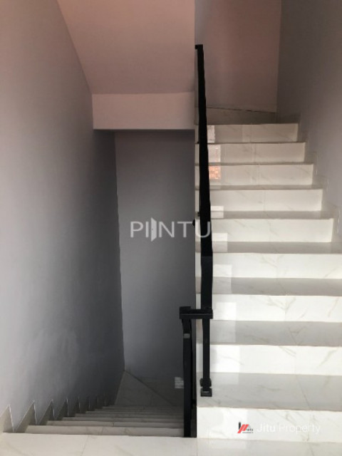 Rumah Dijual Kondisi Baru Dibangun Di Kemayoran, Jakarta Pusat