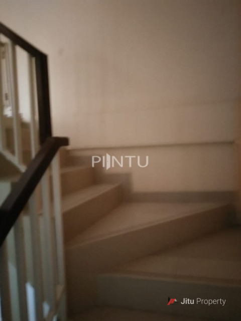 Rumah Dijual di Komplek Pertamina Ciputat Timur, Tangerang Selatan