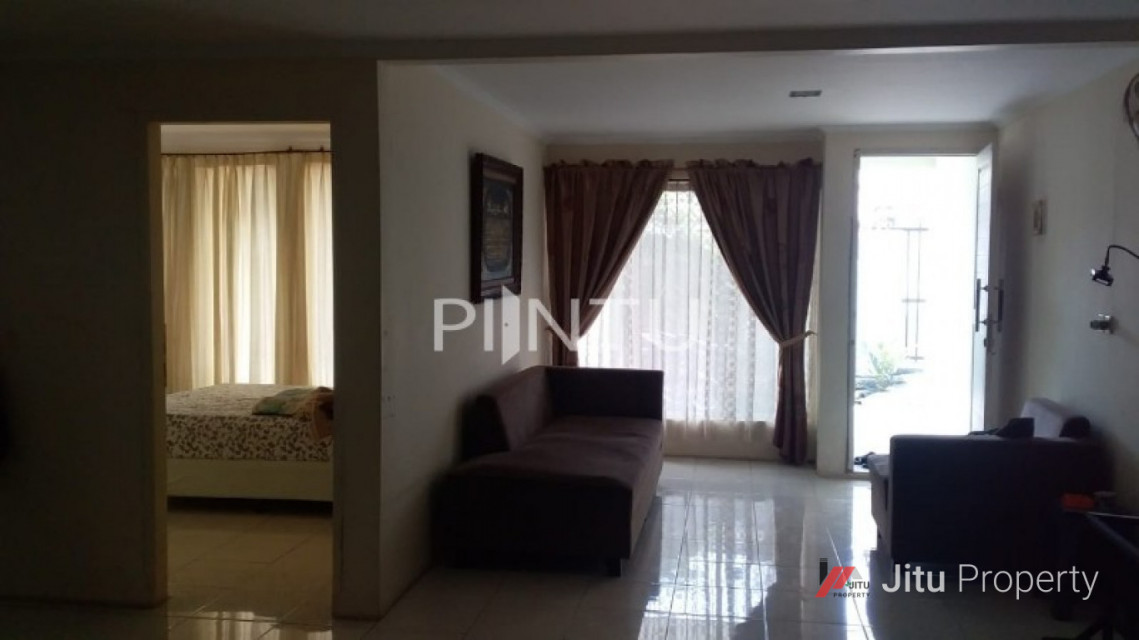 Rumah Dijual Kondisi Bersih Nyaman Legoso Permai, Tangerang Selatan