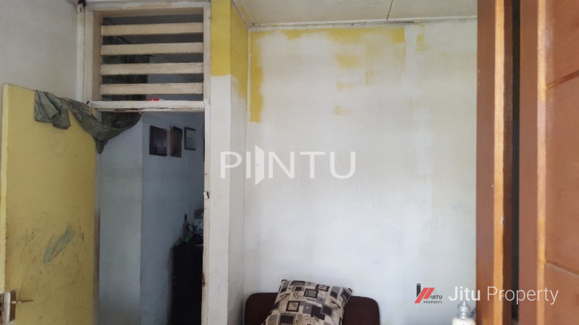 Rumah Dijual Strategis Jl. Kerosin Raya, Tangerang Selatan