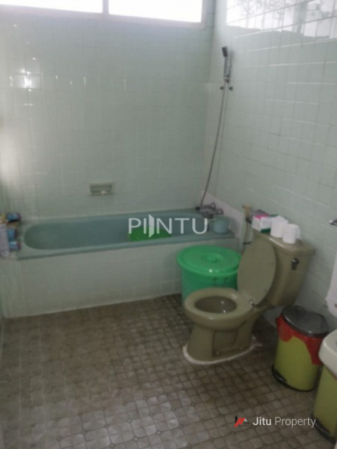 Rumah Dijual Strategis Di Jl. Yogyakarta Cinere Depok