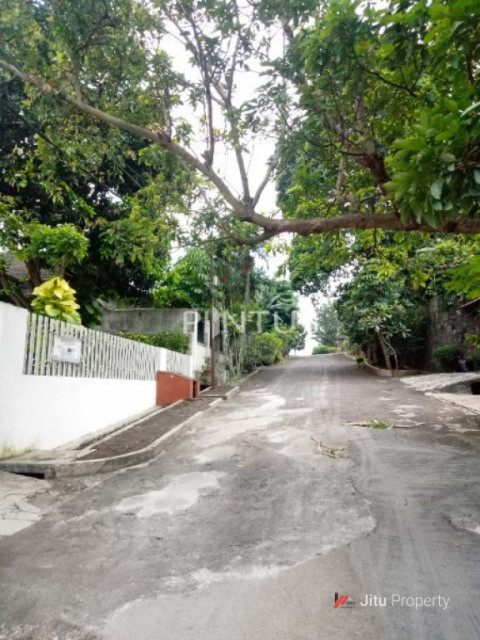 Rumah Dijual Strategis Di Jl. Yogyakarta Cinere Depok