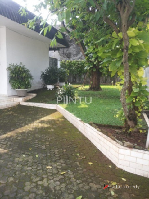 Rumah Dijual Strategis Di Jl. Yogyakarta Cinere Depok