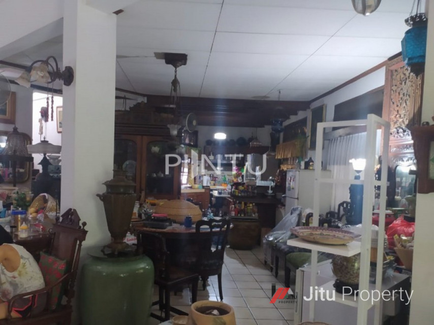 Rumah Dijual Kondisi Asri Dan Luas Di Cilandak, Jakarta Selatan
