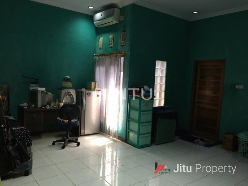 Dijual Rumah Strategis Di Tangerang Selatan Jl. Pertamina Raya No. 67