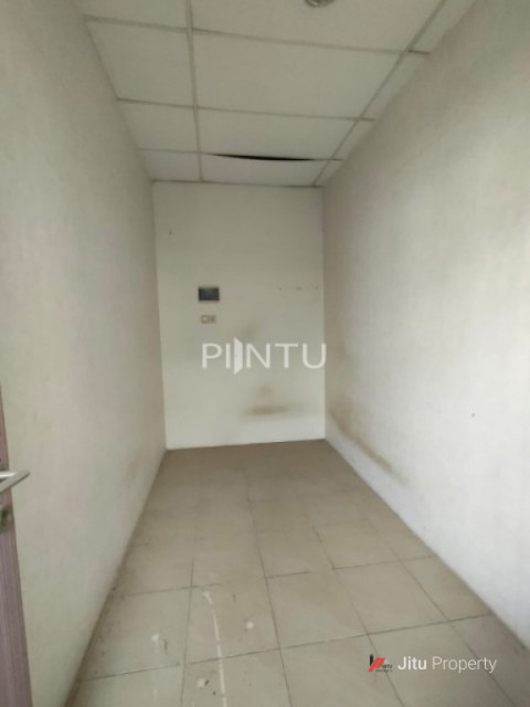 Ruko Dijual Lokasi Strategis Duta Indah Alpha 1 Blok. B, Jakarta Barat