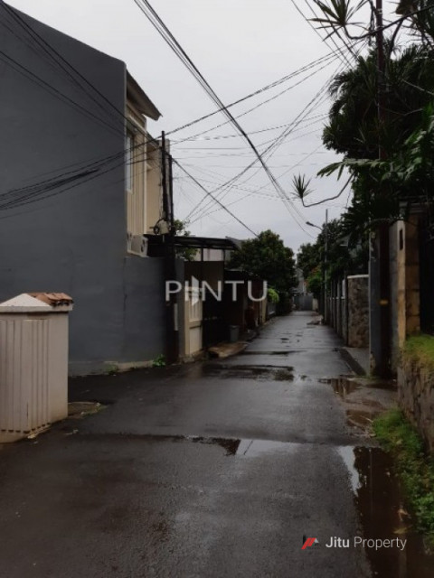 Dijual Rumah Strategis Di Cilandak, Jakarta Selatan