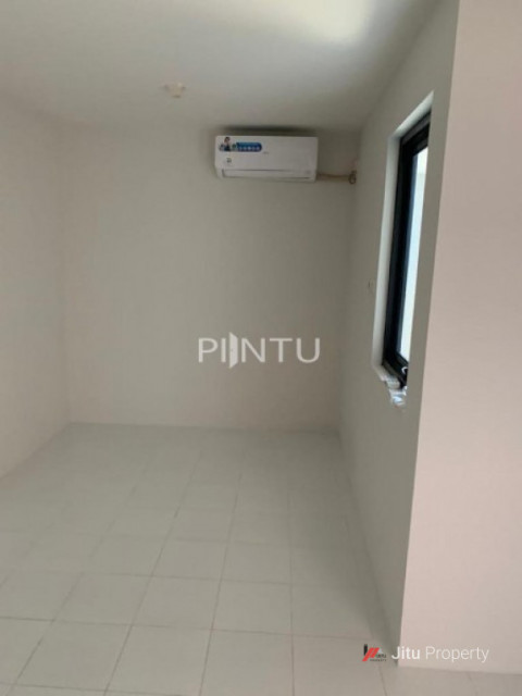 Ruko Dijual Bersih Nyaman Lokasi Strategis Di Kalideres, Jakarta Barat