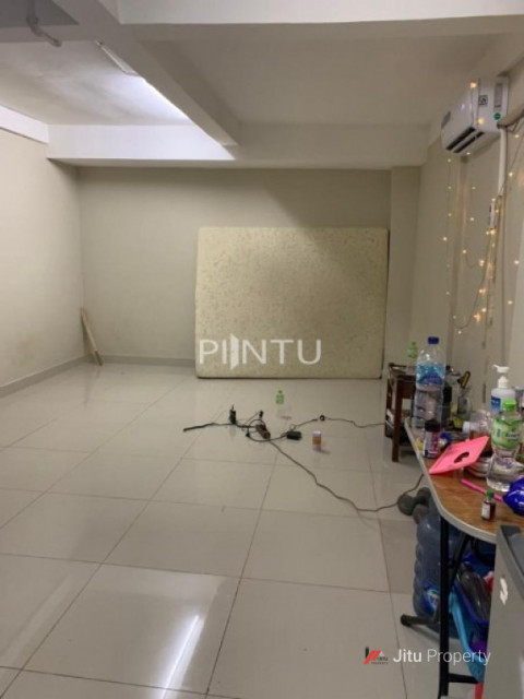 Ruko Dijual Bersih Nyaman Lokasi Strategis Di Kalideres, Jakarta Barat