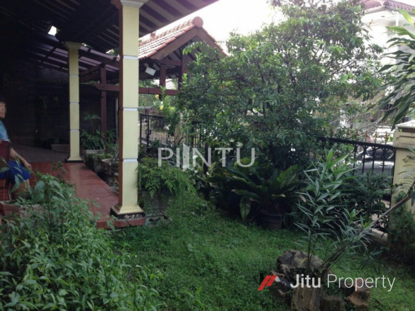 Rumah Dijual Kondisi Asri Dan Nyaman Di Cinere, Depok