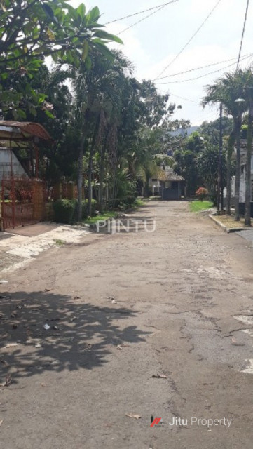Rumah Dijual Kondisi Asri Dan Nyaman Di Cinere, Depok
