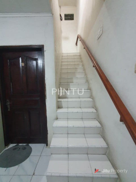 Rumah Dijual Berlokasi Strategis Di Tambora, Jakarta Barat